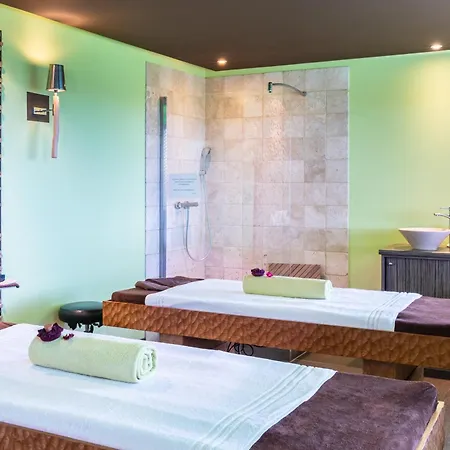 Domaine De & 4*