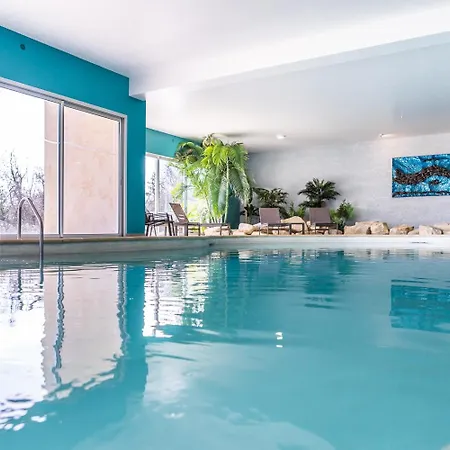 Domaine De & Hotel 4*