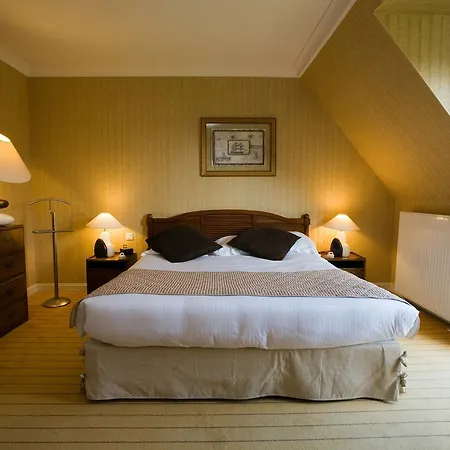 Hotel Domaine De & 4*