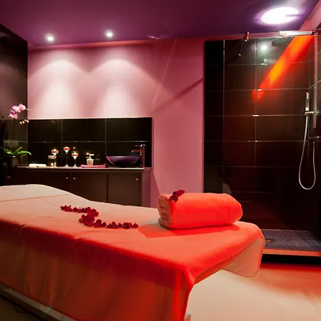 Domaine De & 4*