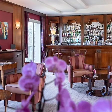 Domaine De & Hotel