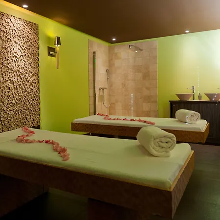 Ξενοδοχείο Domaine De & 4*