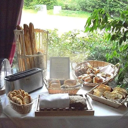 Domaine De & فندق فيلي سور مير