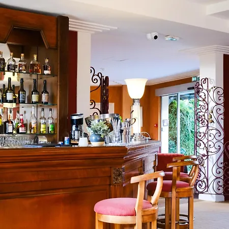 Domaine De & 4* Вилле-сюр-Мер