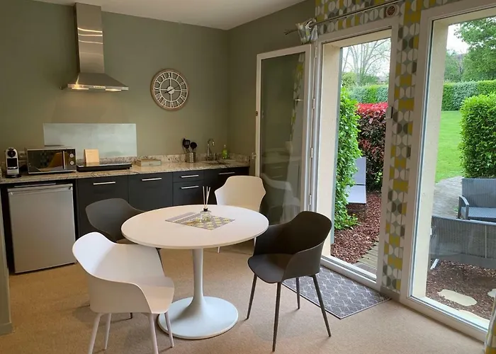 Domaine De & Hotel 4*